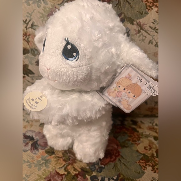 Precious Moments Praying Luffie Lamb - Picture 3 of 5